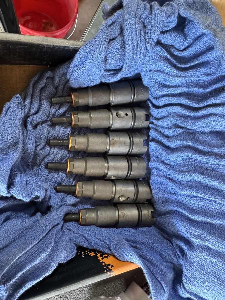 5.9 Cummins injectors and pushrods