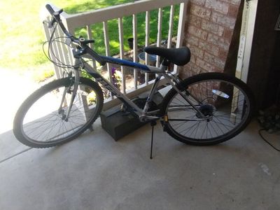 Huffy Granite 26" boys Mountain Bike - Gray/Blue, Made in China