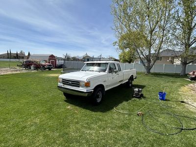 1989 Ford F-250 XLT Lariat