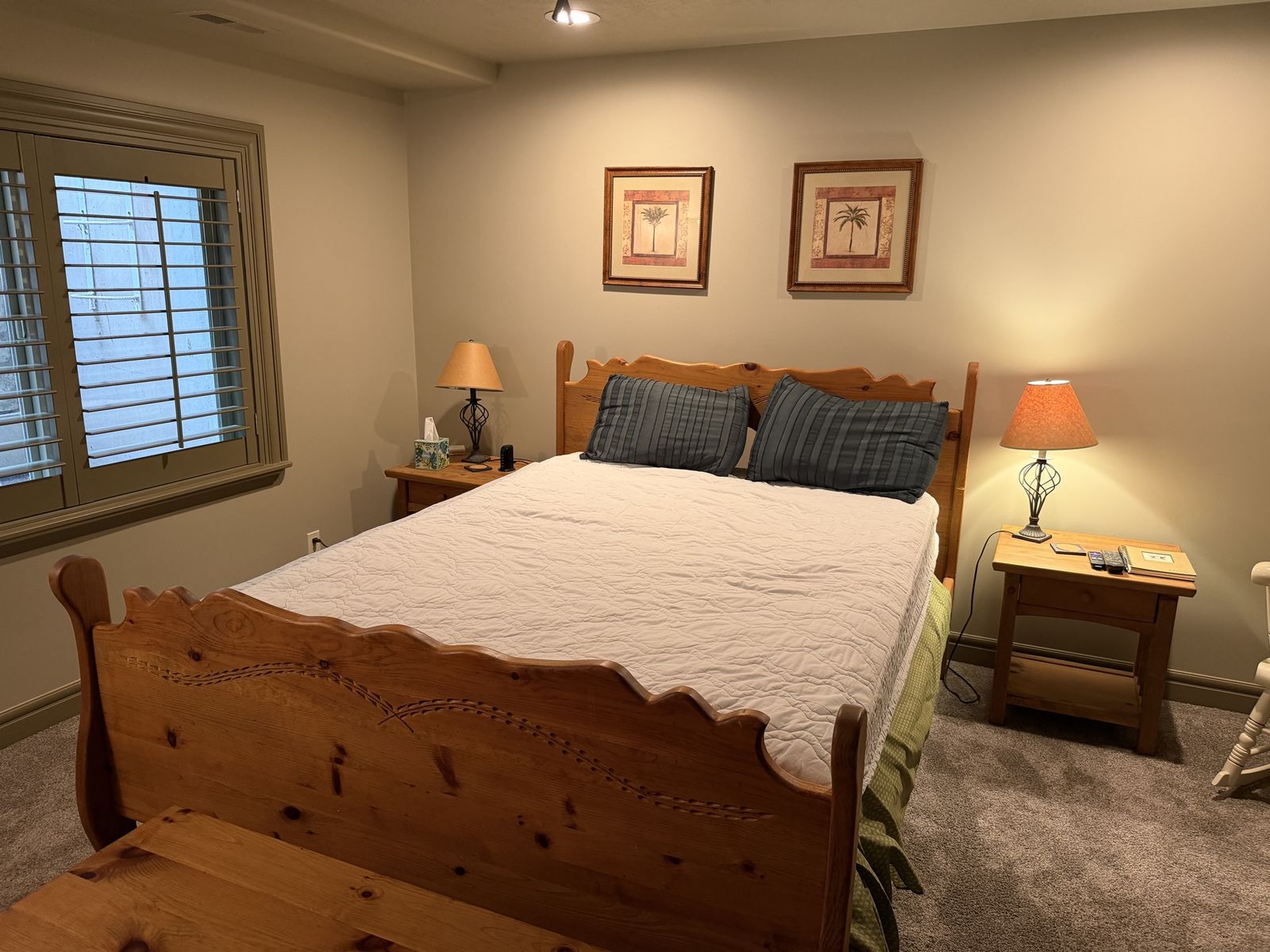 Queen Mattress & Box Spring Platform Bed Frame Set - Excellent Condition