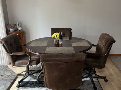 Kitchen table