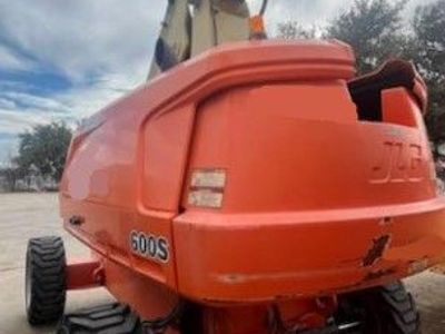 2019 JLG 600S Straight Boom Lift