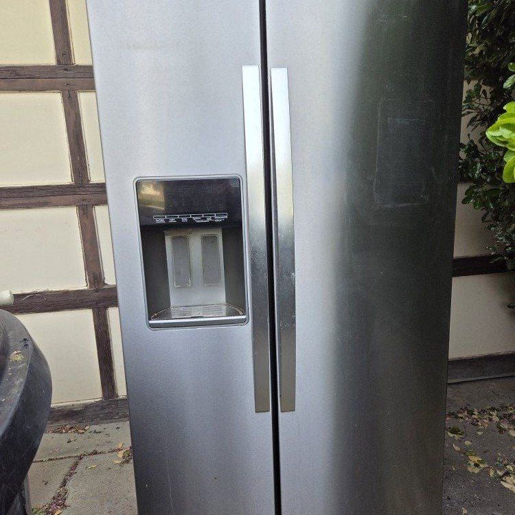 Whirlpool 28 cu Side By Side