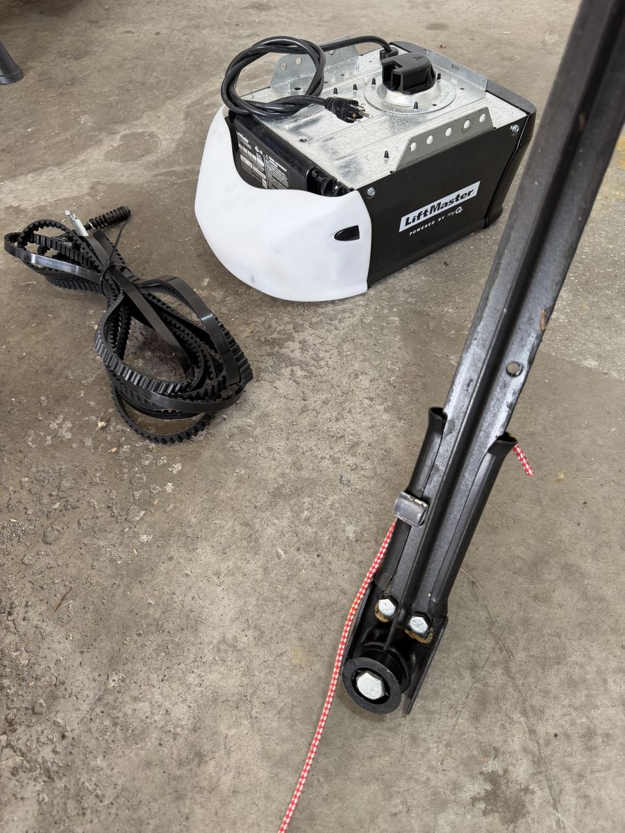 LiftMaster 81550 MC Garage Door Opener