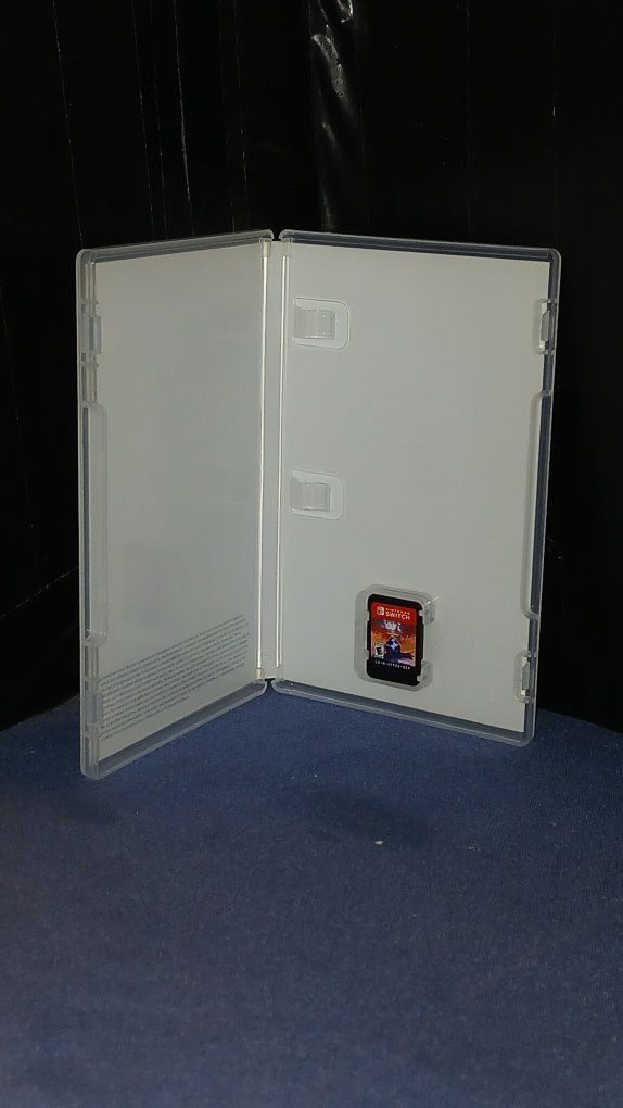 Main image 3