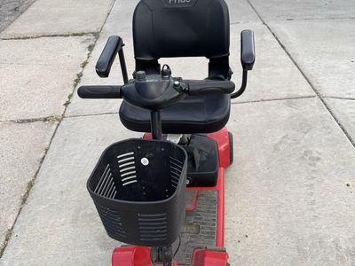 Electric scooter pride elite travellers 4 wheels (Price firm)