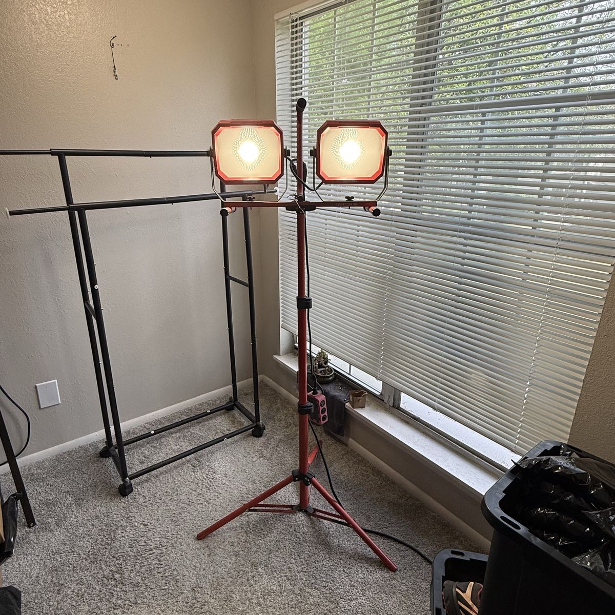 CRAFTSMAN 9000-Lumen LED Twin-Head Portable Work Light