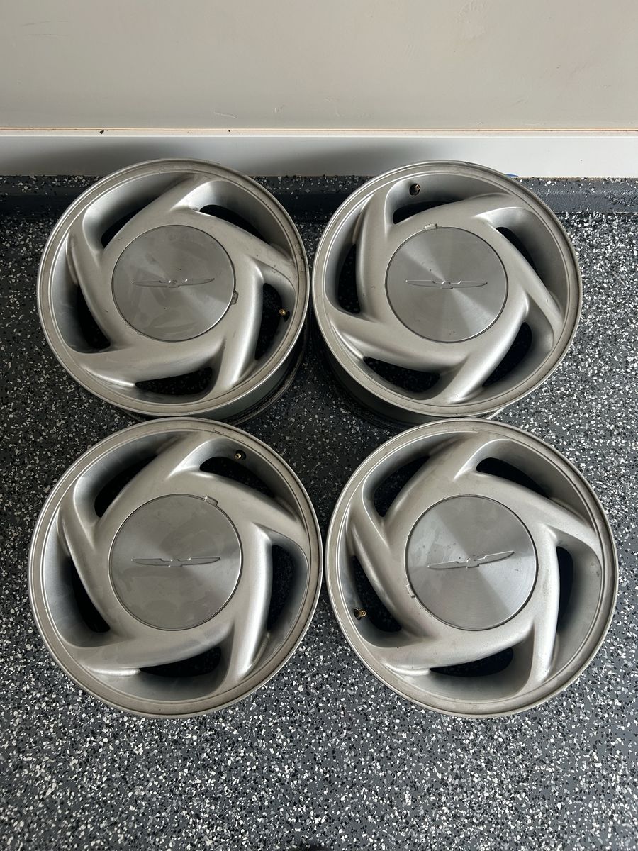1991 Thunderbird super coupe wheels. OEM