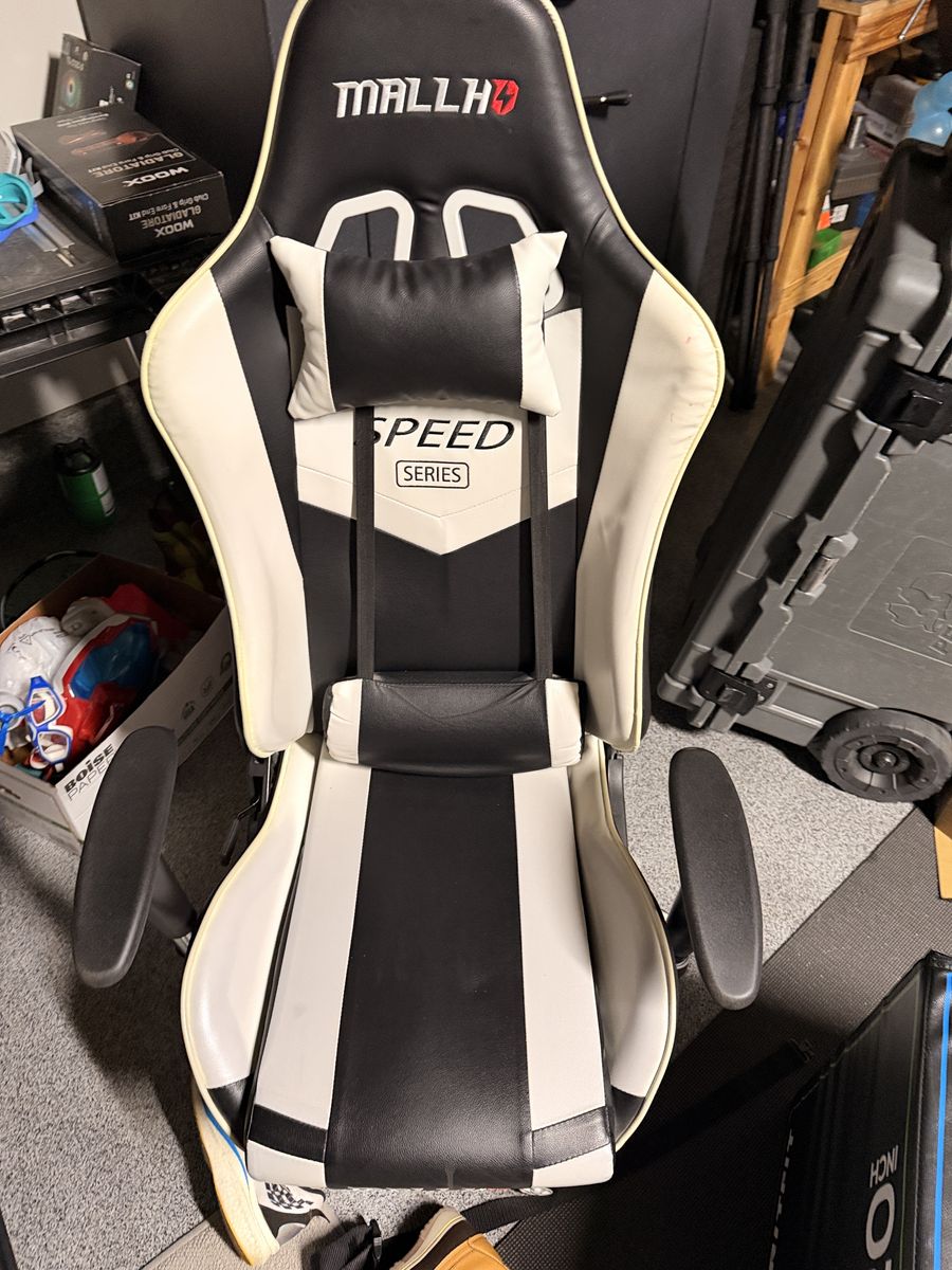 Mallho Gaming Chair