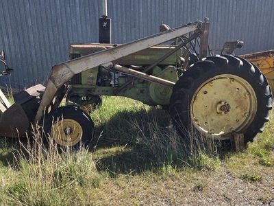 John deer tractor