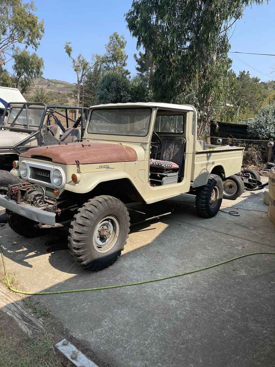 1967 Toyota Landcruiser FJ45 LPB