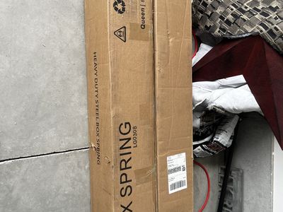 New heavy-duty steel queen box spring