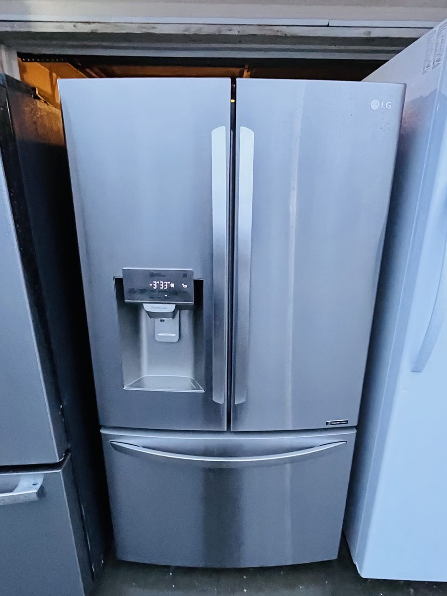 $850 OBO GOD REFRIGERATOR LG STAILESS STEEL
