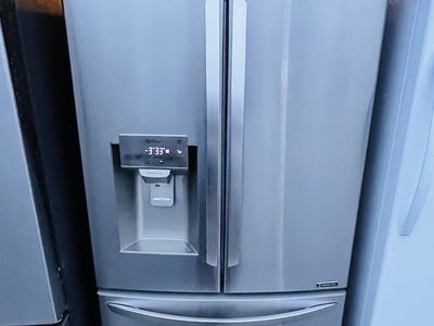 $850 OBO GOD REFRIGERATOR LG STAILESS STEEL