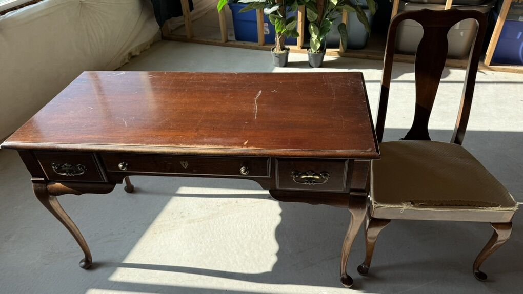 Queen Anne Style Writing Desk of Three Drawers wit