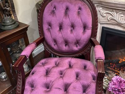 GORGEOUS Royal PURPLE VELVET "Queen's Chair"