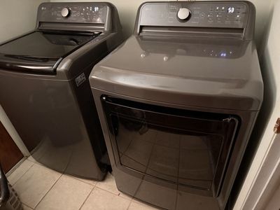 LG Extra Large Capacity Washer and Electric Dryer Set - Gray