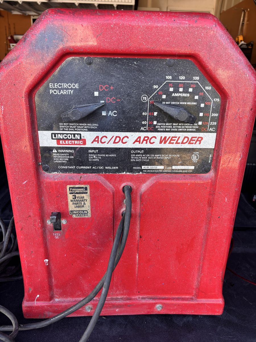 Good working Lincoln ac/dc arc welder