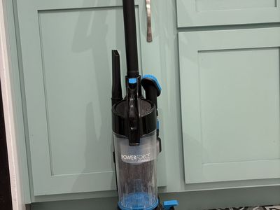 Bissell PowerForce Compact Bagless Upright Vacuum - Black/Blue