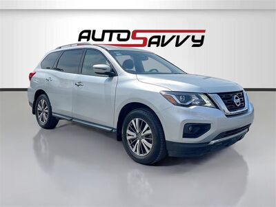 2018 NISSAN PATHFINDER SV