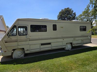 Cruise Master Georgie Boy 32' motor home. For sale or trade