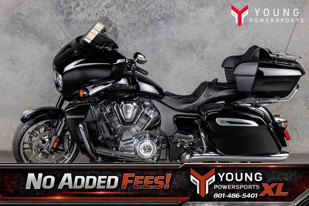 2025 Indian Motorcycle® Roadmaster® PowerPlus Limited w/PowerBand Audio Black Metallic