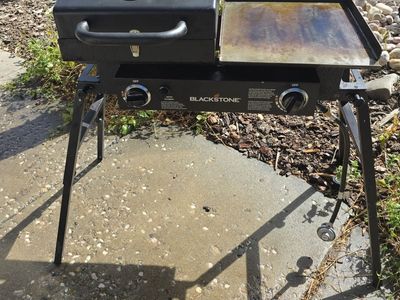 Blackstone 2-Burner Griddle Portable Outdoor Cooking Station