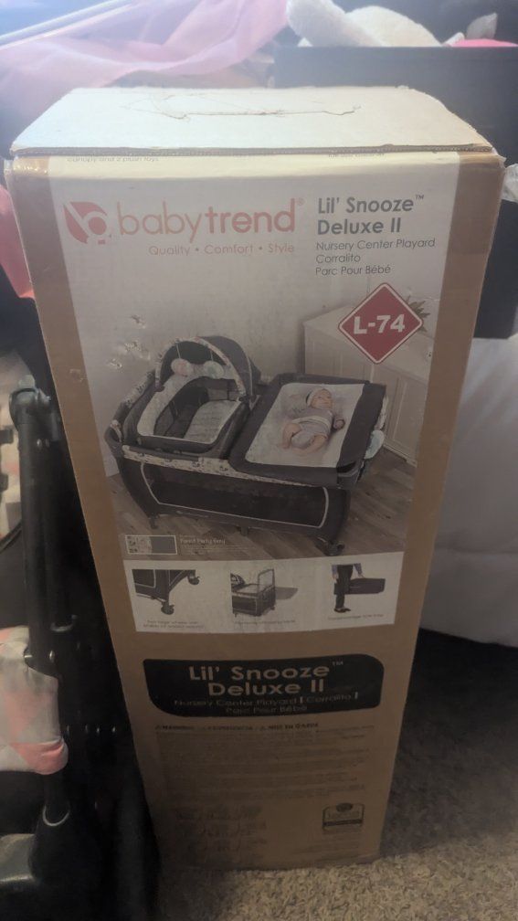 Delux II baby changing table,playpen
