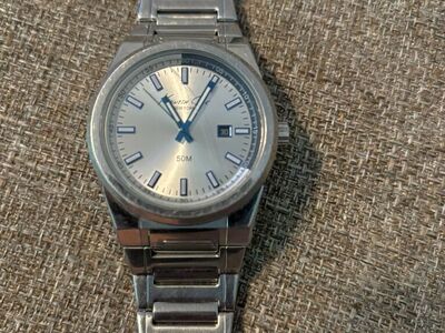 Kenneth Cole A126-12 Beautiful Mens Watch