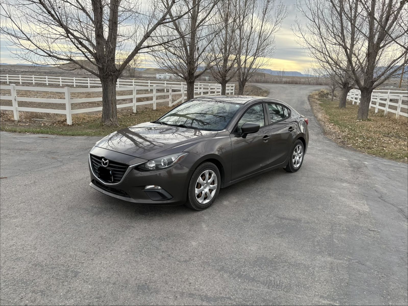 2015 MAZDA MAZDA3 i Sport