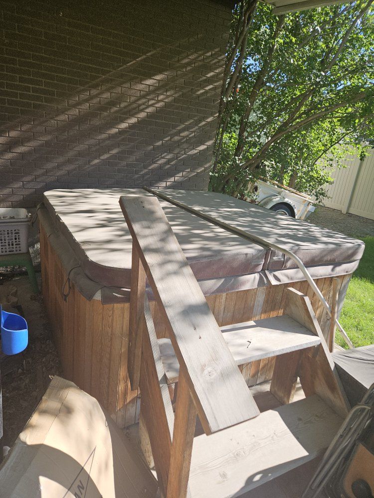 Used Hot Tub - Outdoor Spa with Cover and Steps, Good Condition