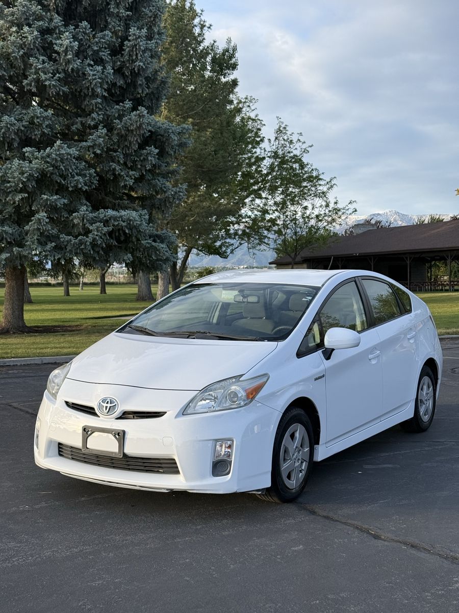 2010 Toyota Prius II