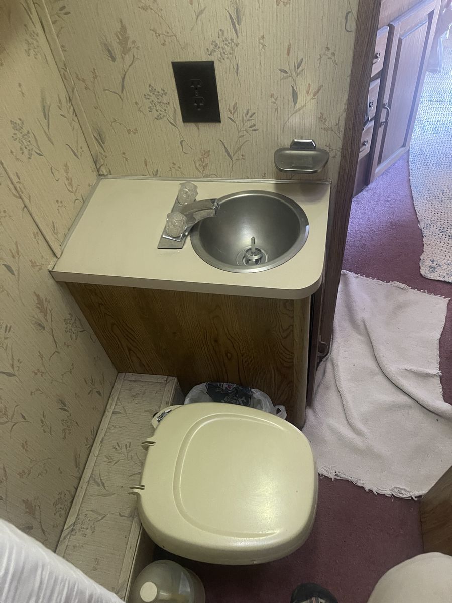 Main image 4