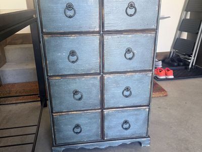Dresser