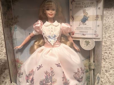Collector Barbie – Peter Rabbit (Beatrix Potter)
