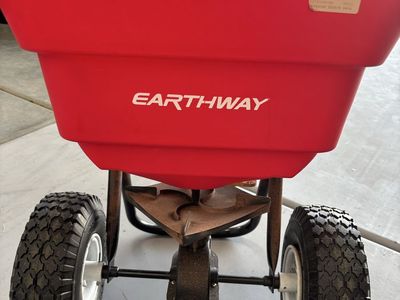 Earthway Estate Broadcast Spreader