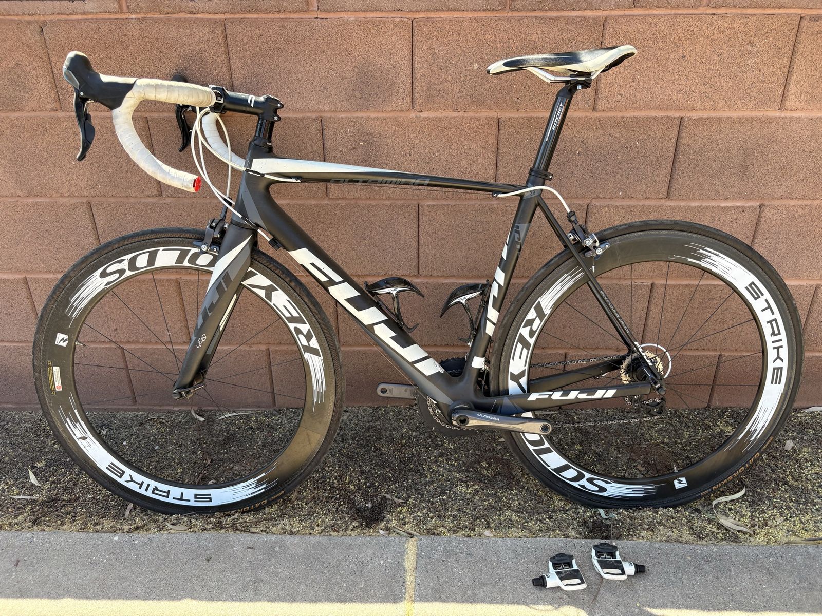 Fuji Altamira 2.0 Full Carbon 56cm