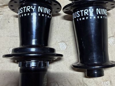 Industry Nine Hydra 1 Classic Hub Set – Front & Rear – Black – 28H