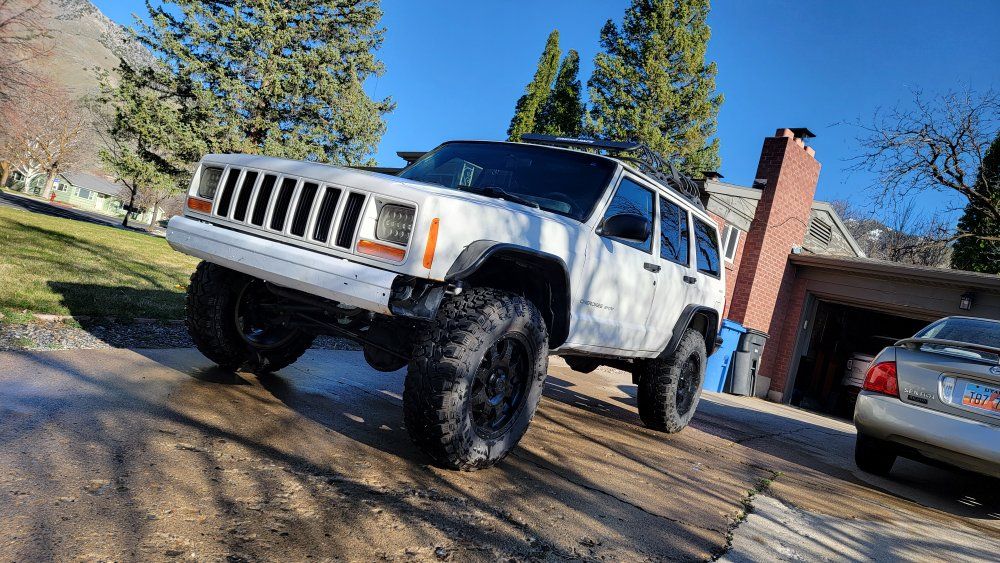 2000 JEEP CHEROKEE Sport