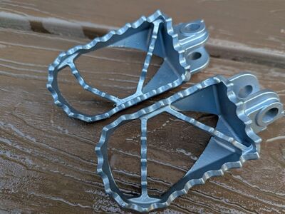 OEM KTM Footpegs
