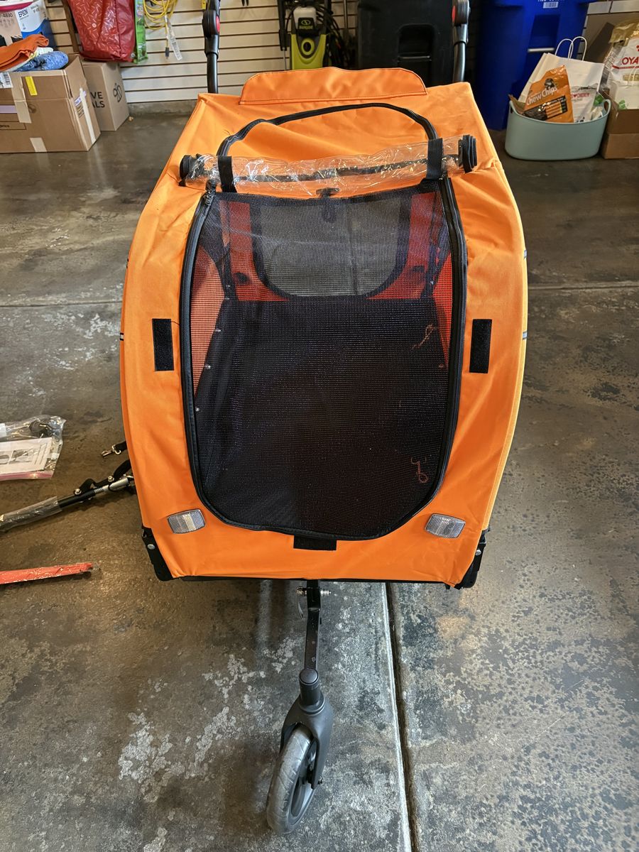 Main image 6