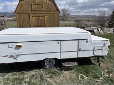 1996 Coleman camp trailer