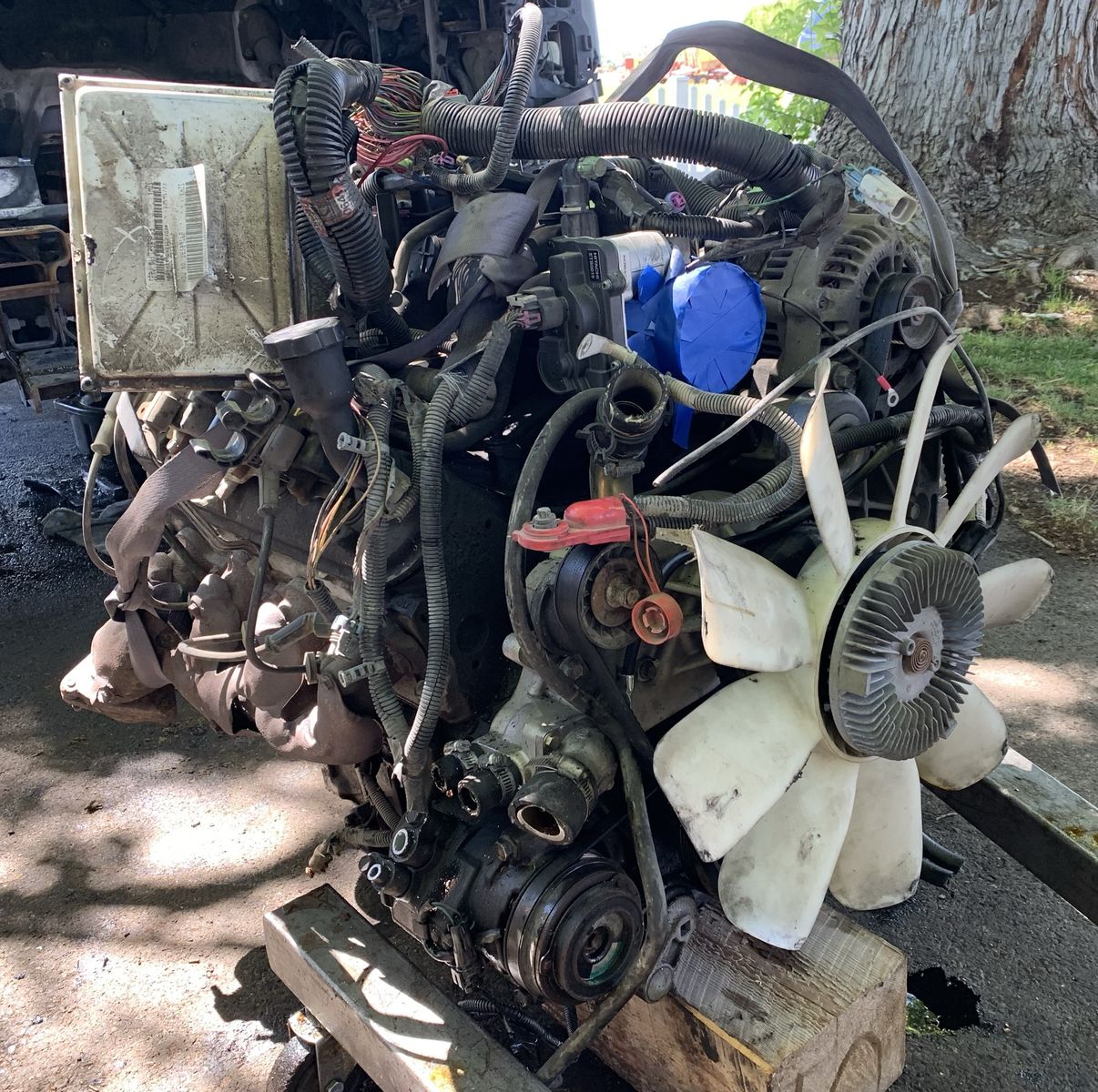 GM Chevy LQ4 complete engine assembly 6.0 v8 LS GEN 3