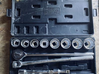 Socket Set, Pittsburg Large 3/4” Drive