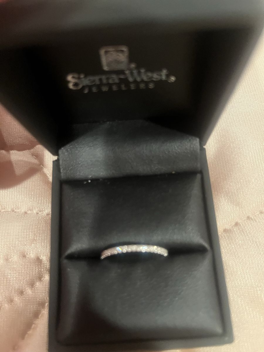 14K White Gold Diamond Band – 21 Round Diamonds (Sierra-West)