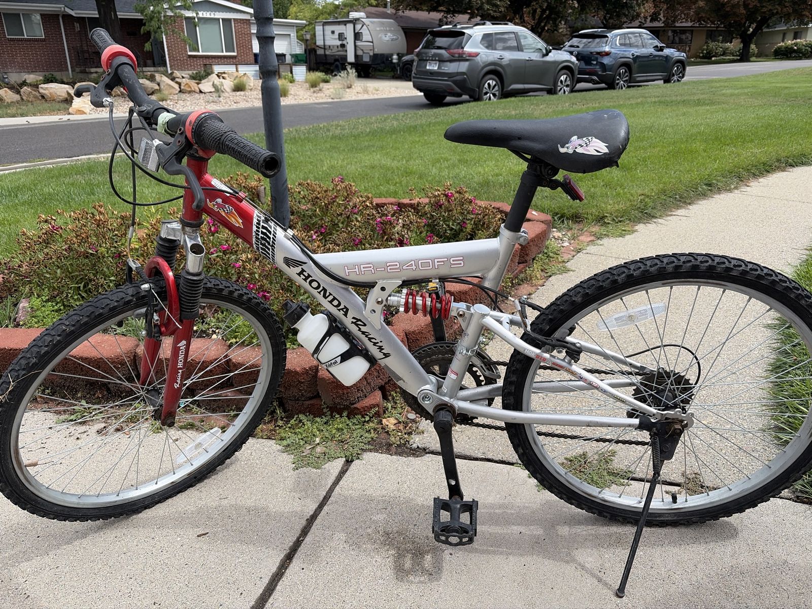 Honda Racing HR-240FS Full Suspension Mountain Bike Silver/Red