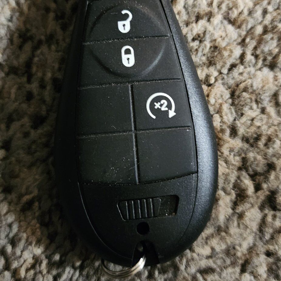 Chrysler/Jeep/Dodge Key Fob Blank