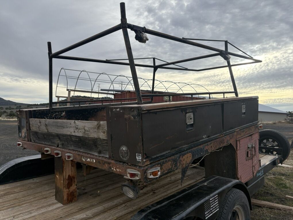 8 Foot Flat Bed 90 Inches Wide