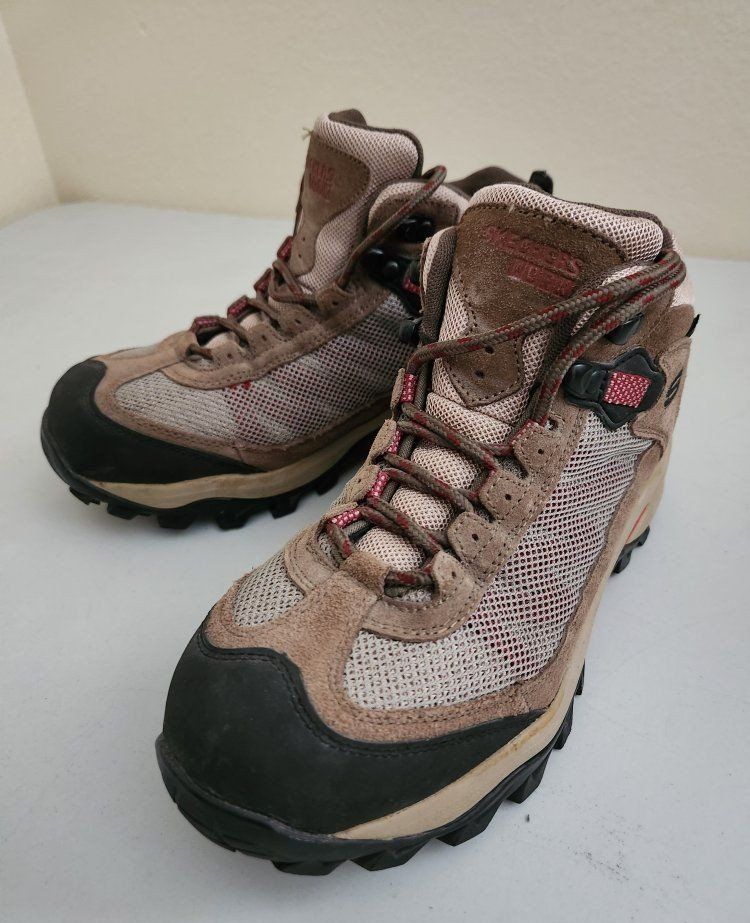 Skechers Work Steel Toe Safety Boots, Women's Size 7.5, Like New