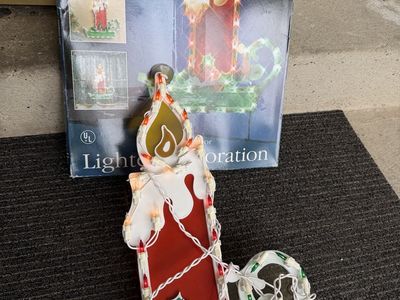 18 Inch Christmas Candle Lighted Window Decoration Pre-Assembled